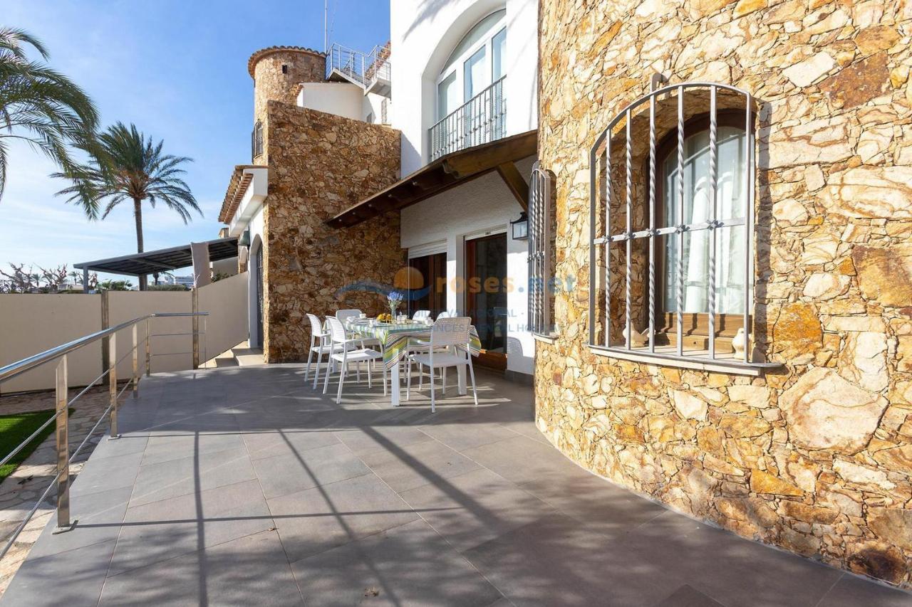 Rnet - Villa Piscina Port Primer Эмпуриабрава Экстерьер фото